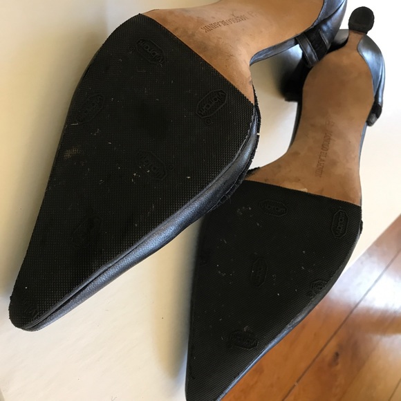 Manolo Blahnik pumps - Picture 2 of 7